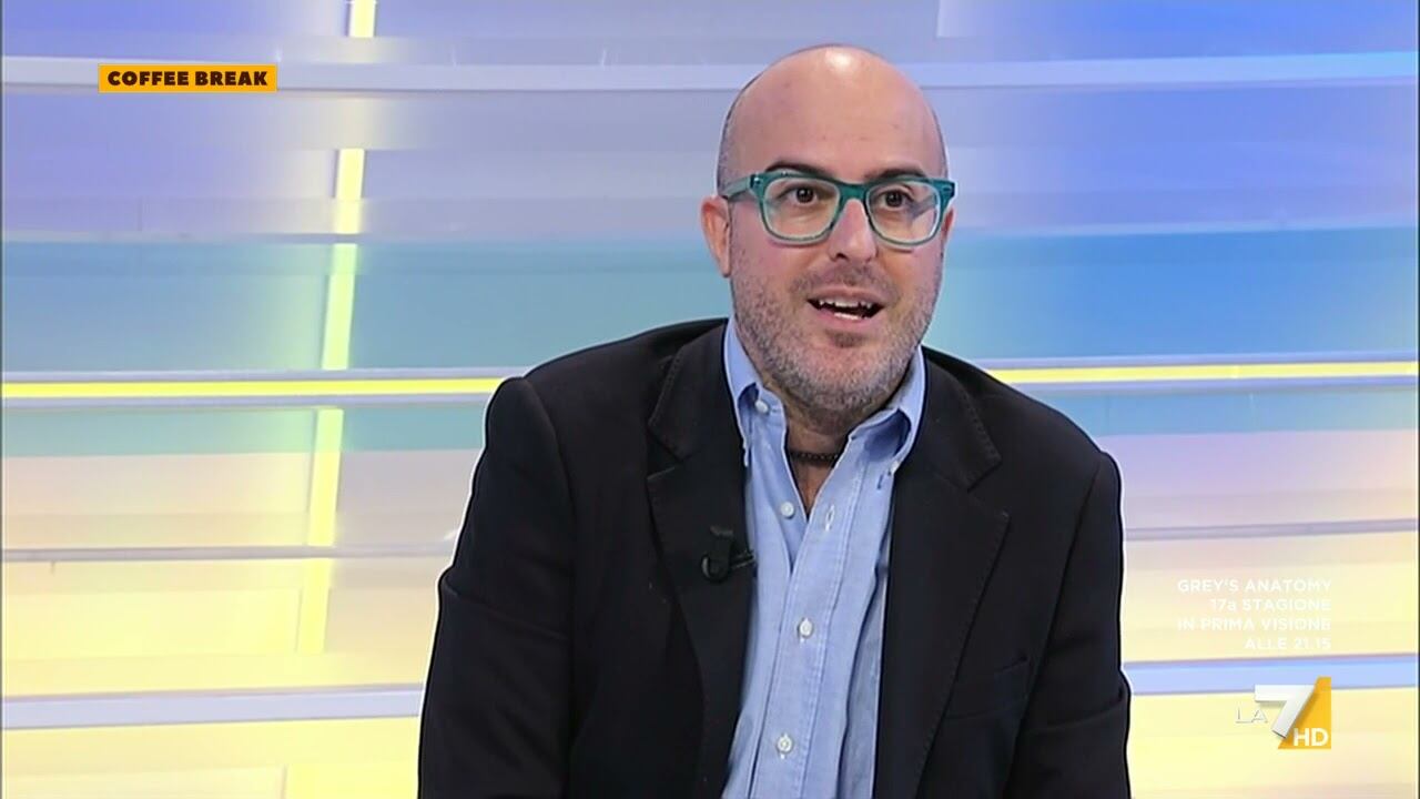 'Un'altra bussola', il nuovo libro di Pietro De Leo