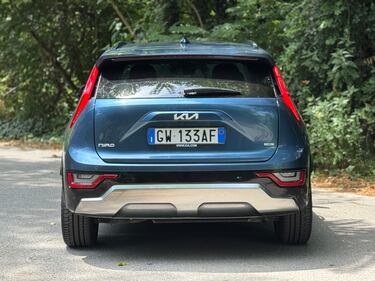Kia Niro Trifuel: guarda la gallery del crossover ibrido anche a GPL 9