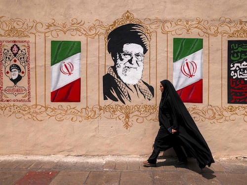 Hormuz, l’apertura slitta ancora Teheran: “Alle nostre condizioni”