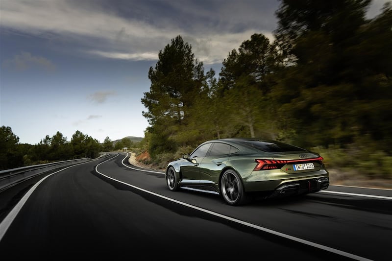 Audi e-tron GT 2024, guarda tutte le foto 8
