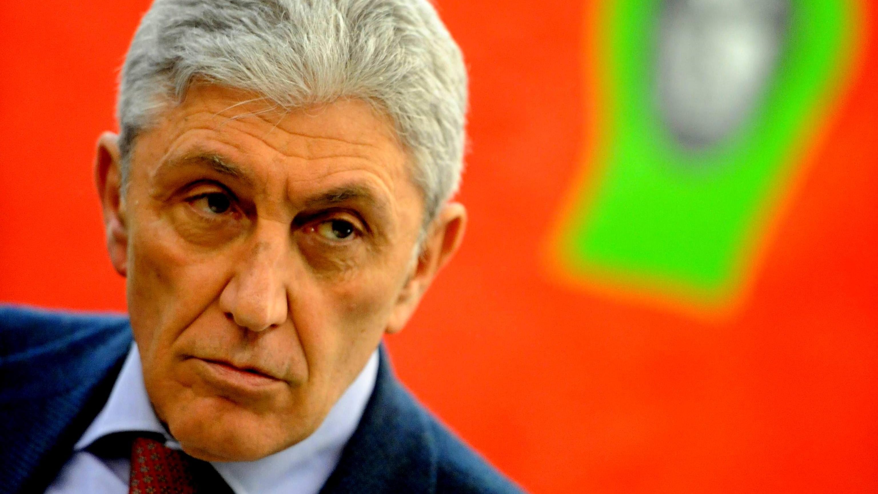 Da Bassolino a Orlando: Renzi colleziona rottami