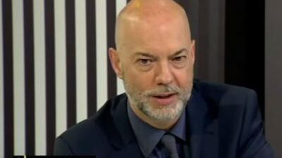 Il giornalista di Juve tv insulta gli altri tifosi: "Vi conquistiamo la moglie"