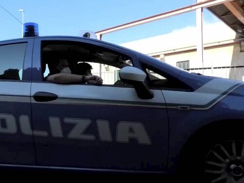 "Sto male", poi le botte: il trucco dello straniero per evitare l'espulsione