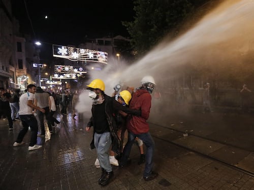Turchia, condannati gli agenti accusati di aver ucciso un manifestante di Gezi Park