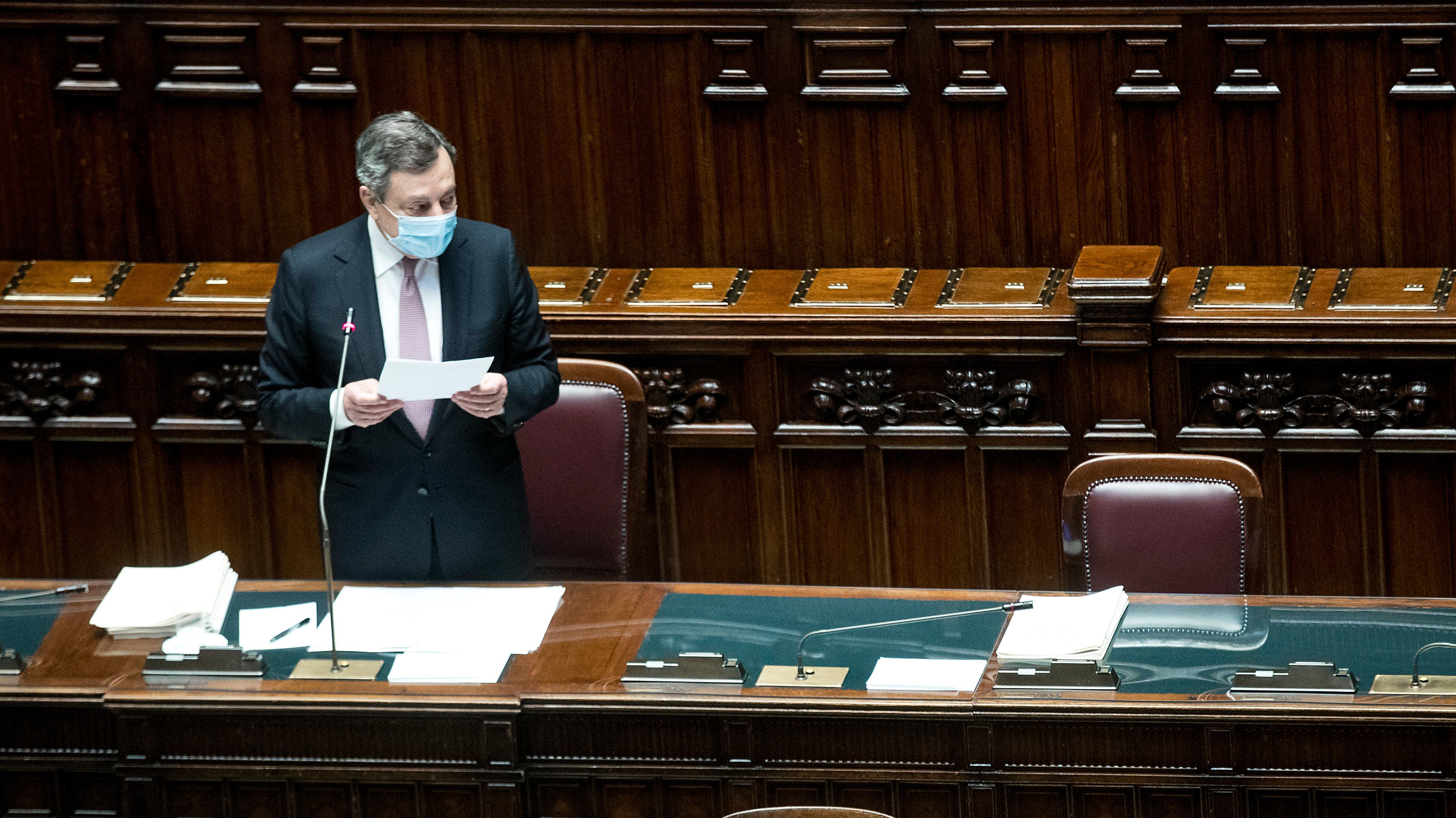 Il timing del premier per silenziare i partiti
