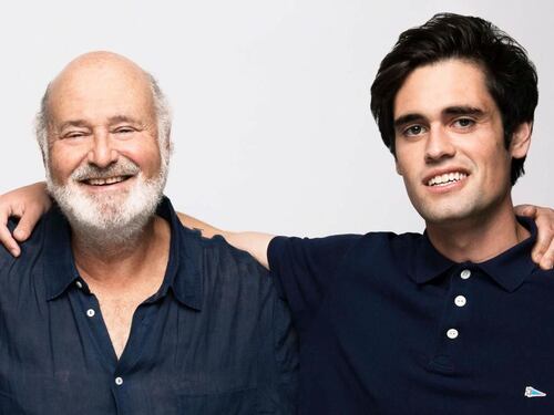 Uccisi il regista di "Harry ti presento Sally" Rob Reiner e la moglie. Fermato il figlio