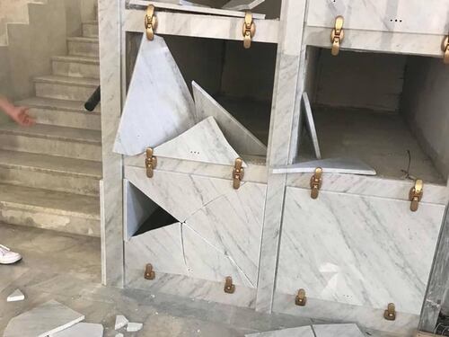 Caserta, cimitero trasformato in autolavaggio tra degrado e disagi