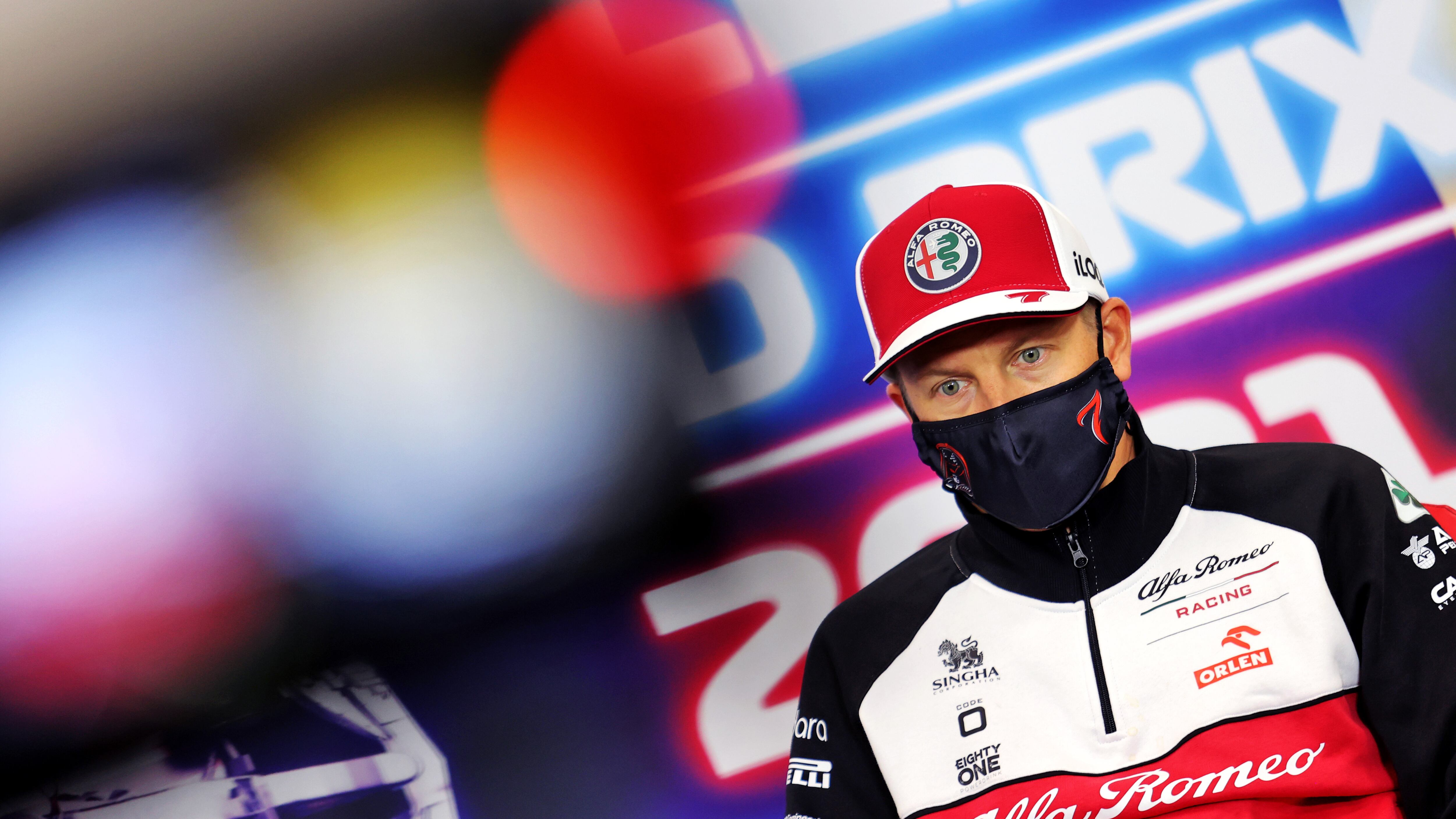 Raikkonen dice basta. L'ultimo campione rosso idolo di circus e tifosi