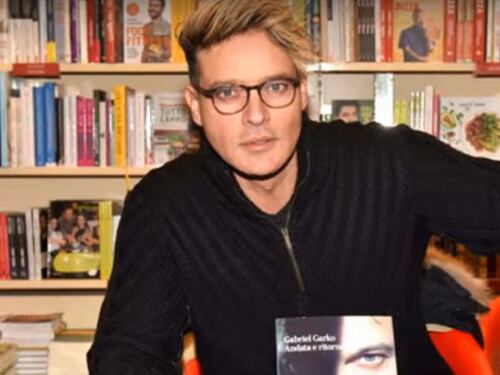 Gabriel Garko cambia look e si fa biondo, ma le fan non apprezzano