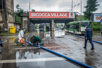 Nubifragio nella notte a Milano. Seveso e Lambro sono esondati 5