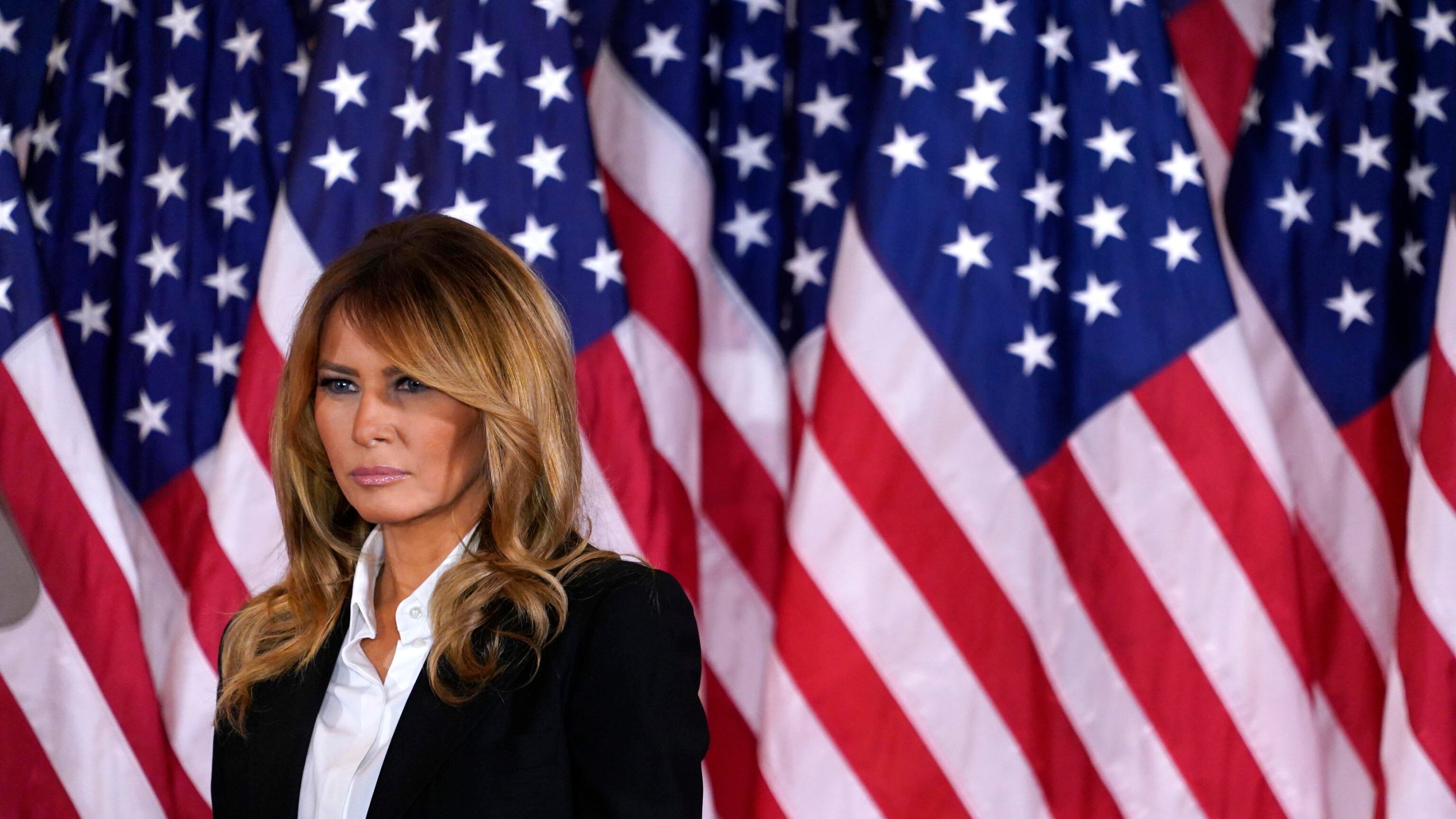 Melania Trump a gamba tesa nel vertice in Alaska: una lettera segreta a Putin