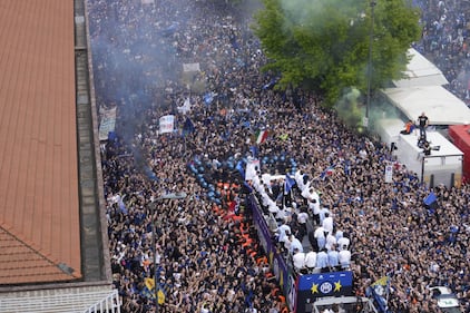 Milano si colora di nerazzurro: le immagini più bella della festa dell'Inter 3