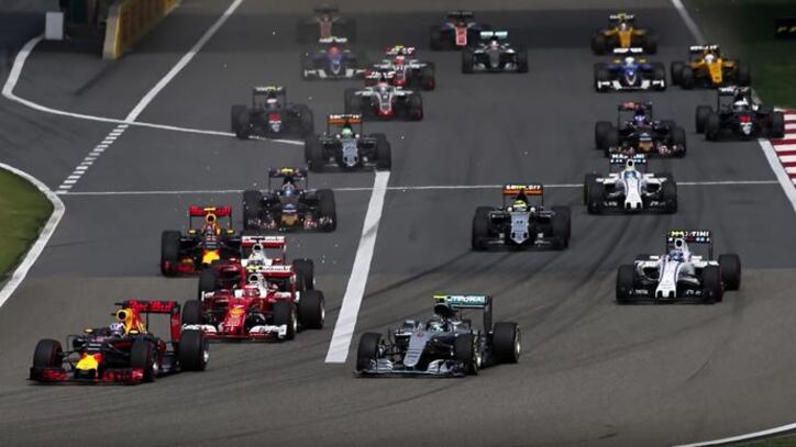 Coronavirus, si ferma anche la F1: annullato il GP della Cina