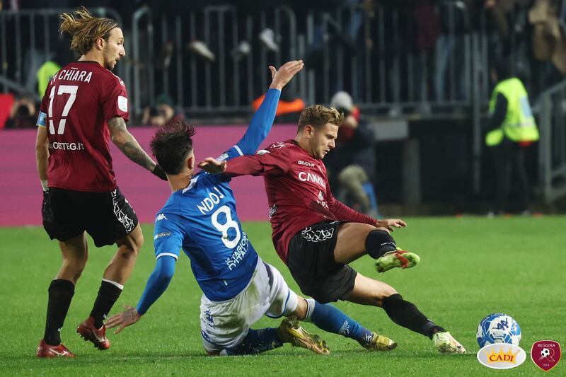 La Reggina nel pallone, ansia per quei contributi non pagati