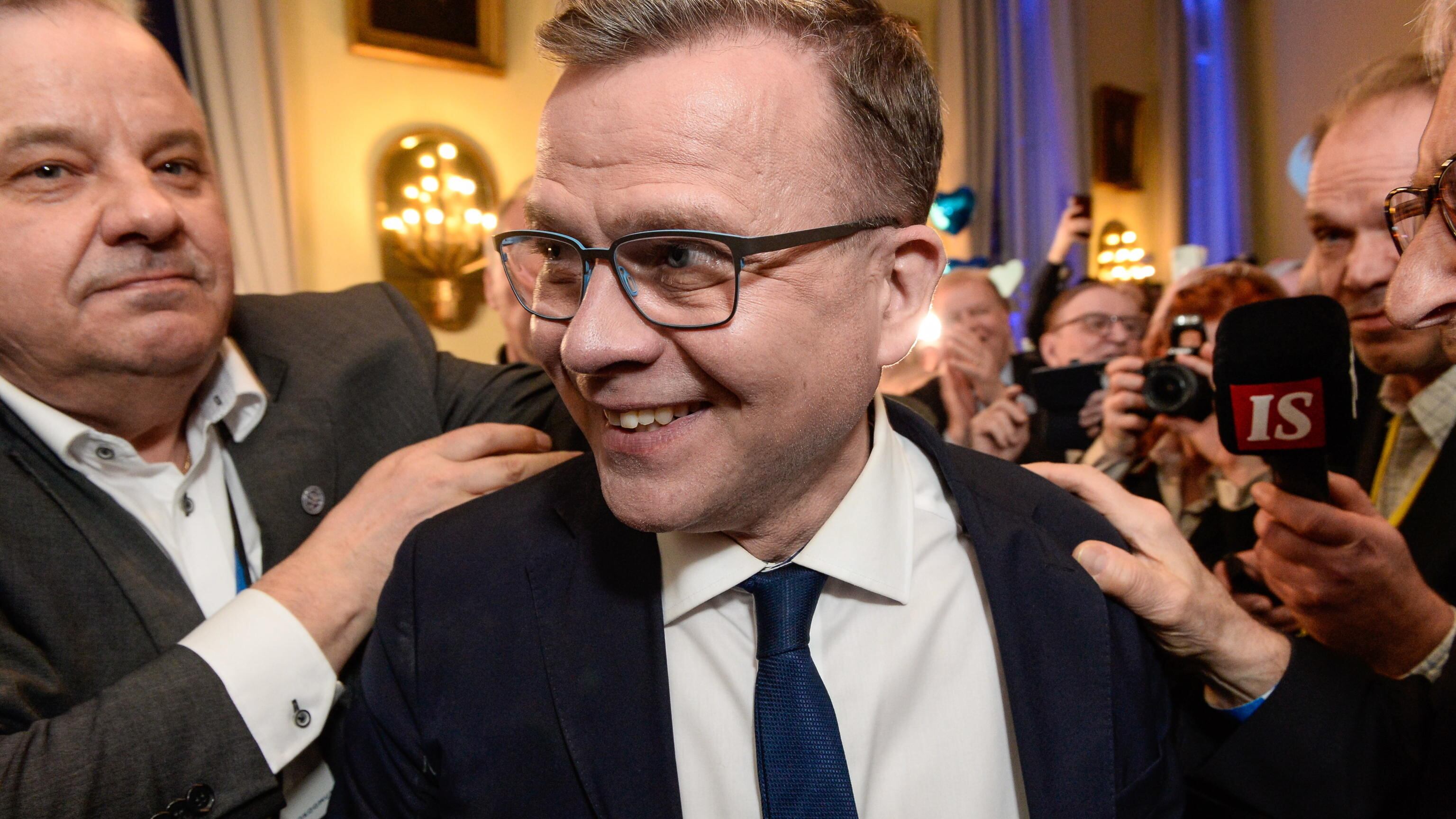 Helsinki va a destra ed entra nella Nato