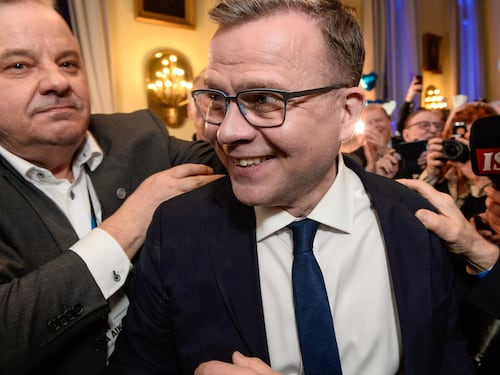 Helsinki va a destra ed entra nella Nato