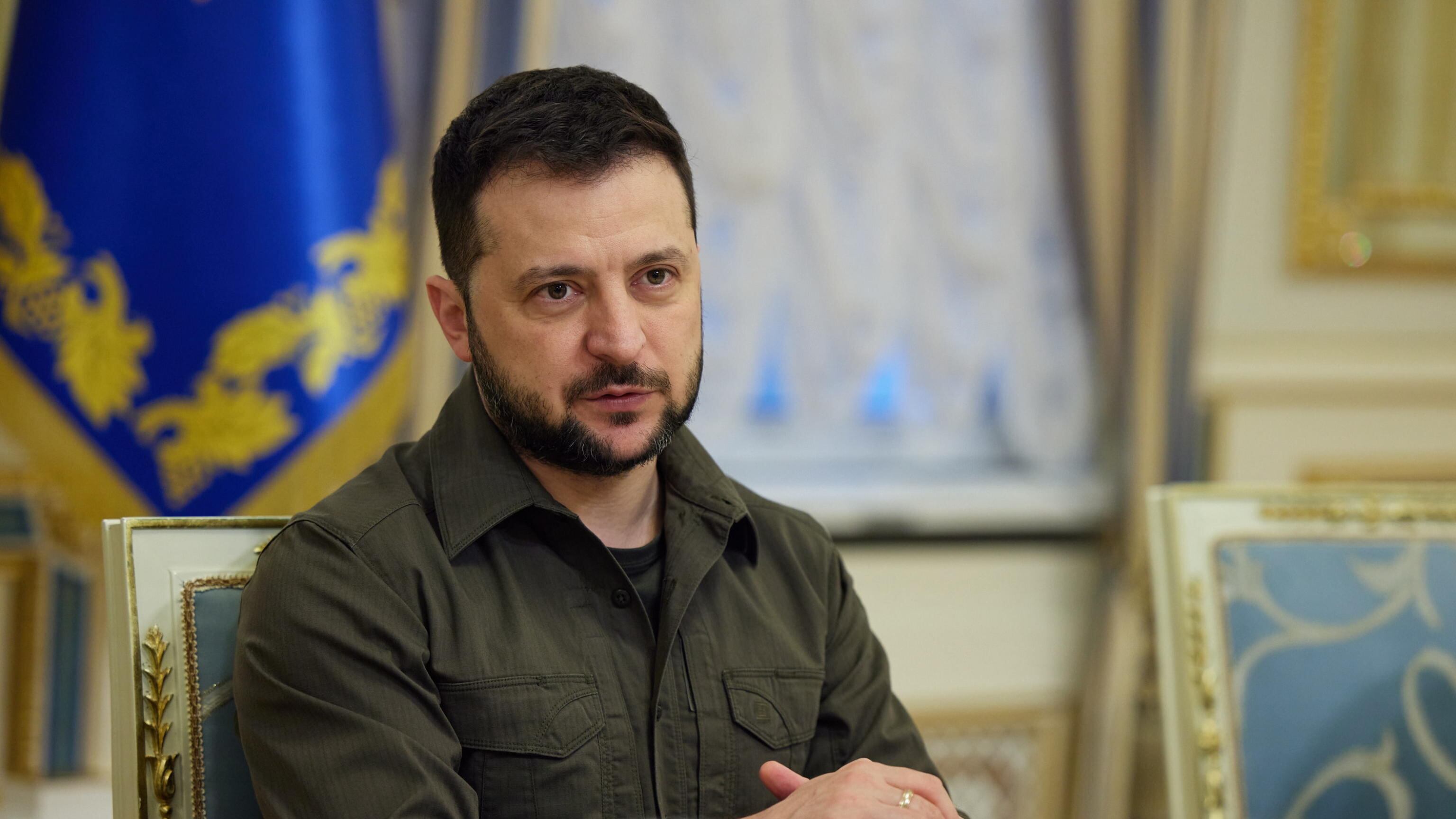 "Ponte diplomatico". Cosa vuole Zelensky da Putin per la pace