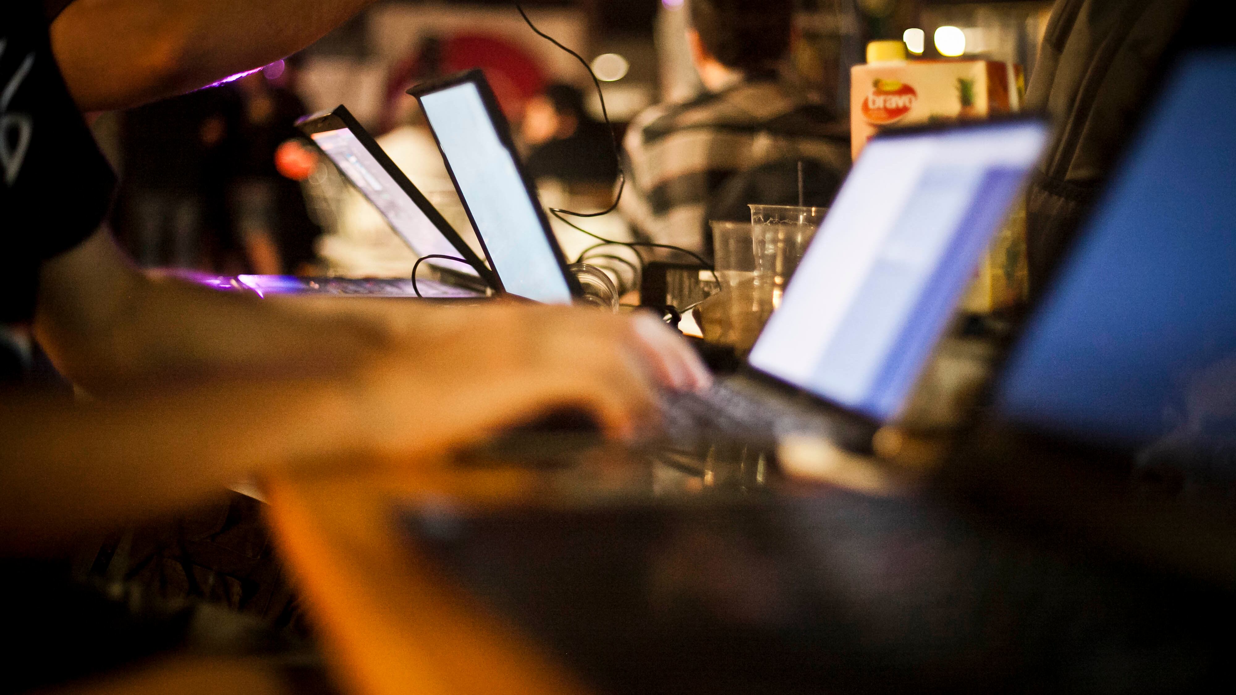 Attacco hacker alla Siae, rubati i dati degli artisti. "Finiranno sul dark web"