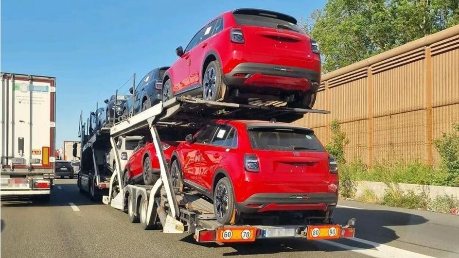 Fiat 600, l’erede della 500X lascia la fabbrica in Polonia
