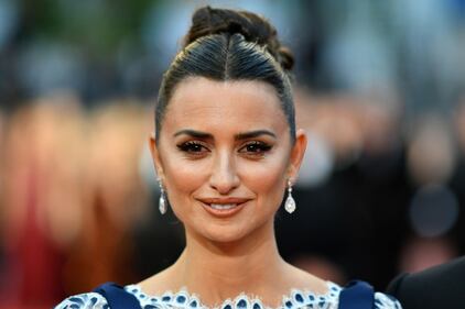 Penelope Cruz, bellissima, incanta il Festival 3