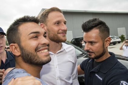 Juventus, visite mediche per Höwedes 12