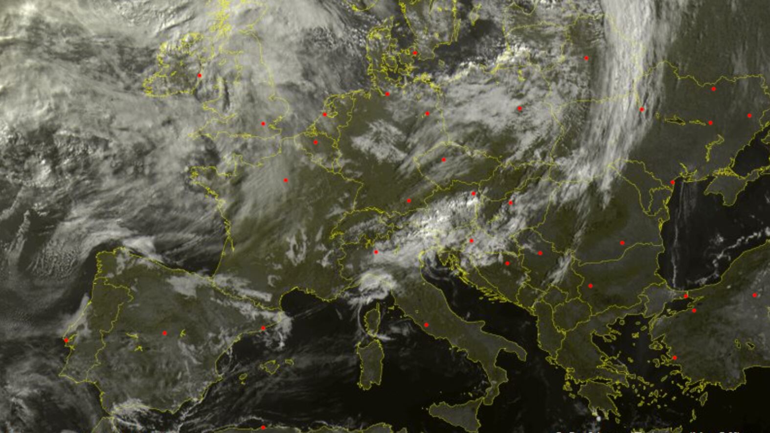 Meteo "ingannevole": piogge e calo termico poi sarà ancora estate