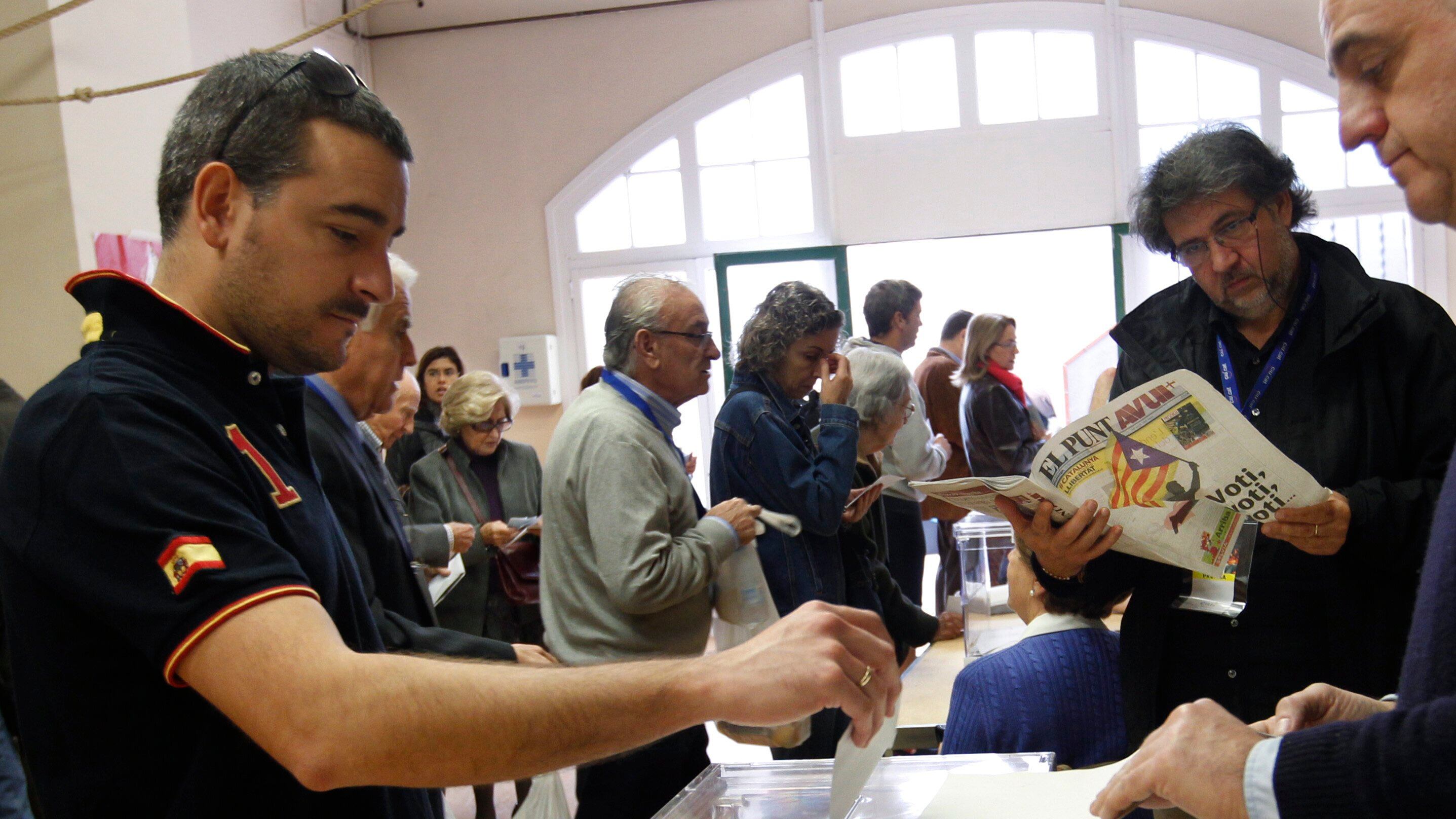 Catalogna alle urne, l'affluenza è alta