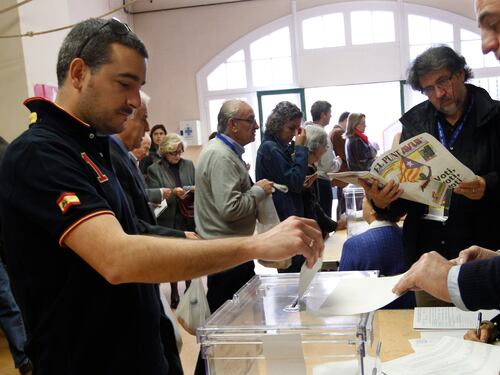 Catalogna alle urne, l'affluenza è alta