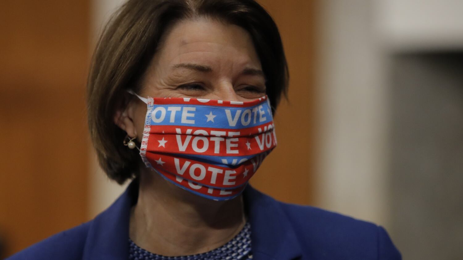 Klobuchar si ritira dalla vicepresidenza: "Meglio una donna afroamericana"