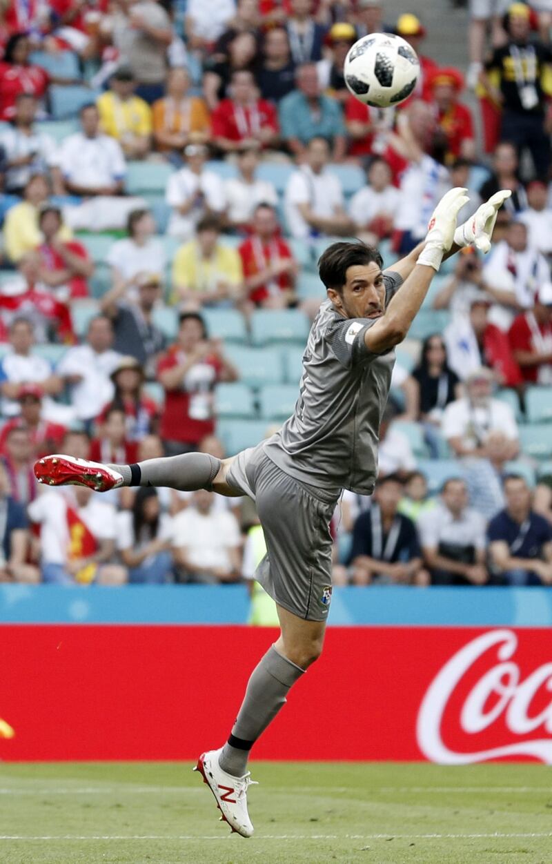 Gigi Buffon e la sua incredibile somiglianza con il portiere di Panama 7
