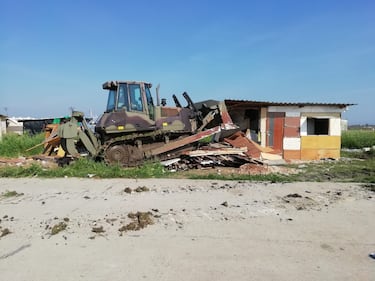 Ruspe nella baraccopoli abusiva 1