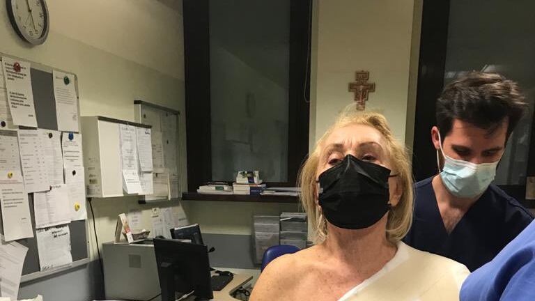 "Si è rotta l'omero": grande paura per Simona Ventura