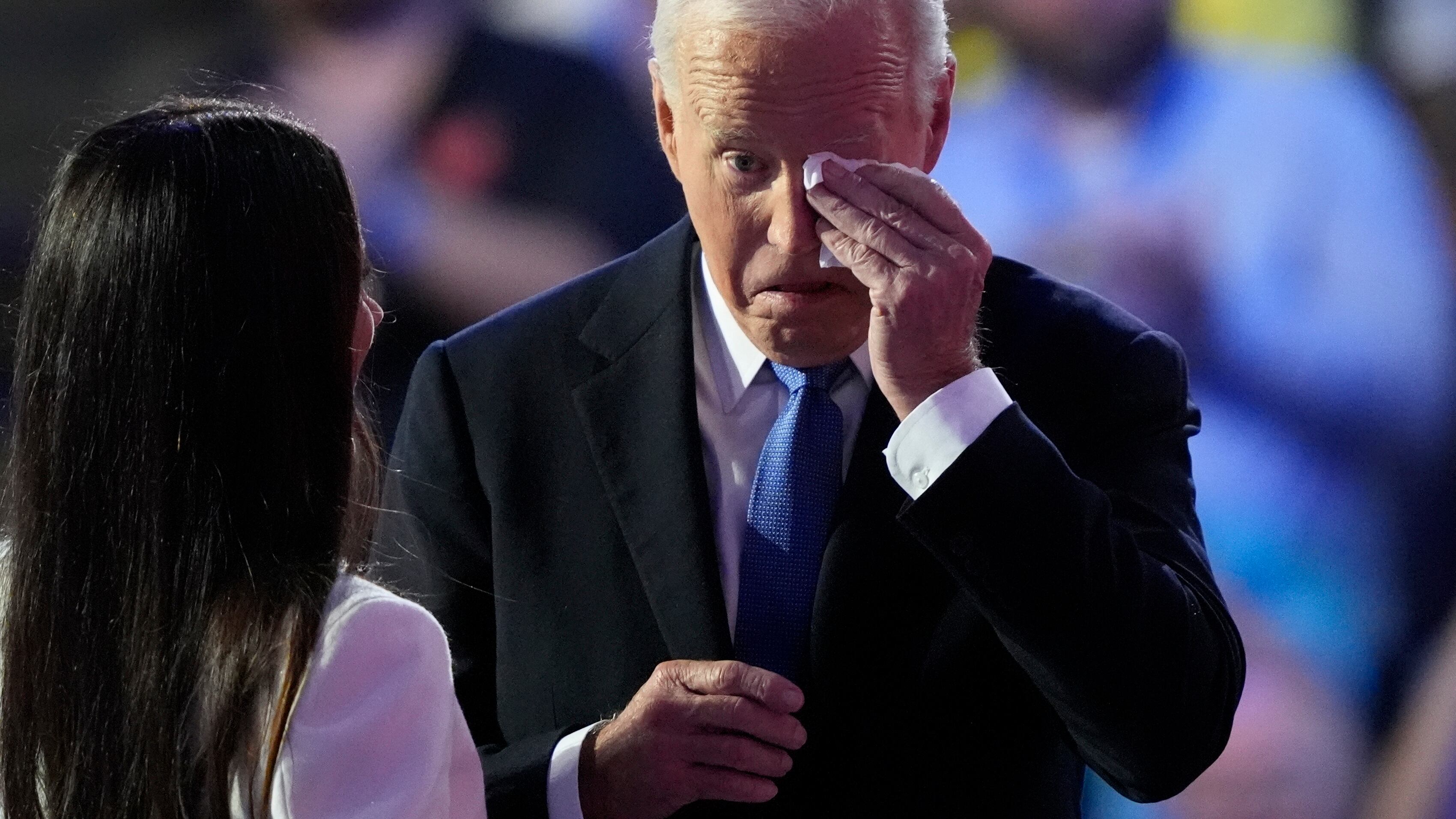 Biden ci ha censurato, rivoluzione migranti e Telegram: quindi, oggi…