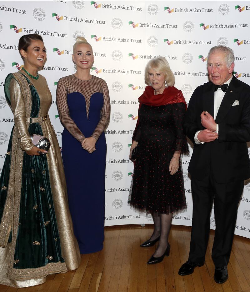Il Principe Carlo e Katy Perry in foto 11