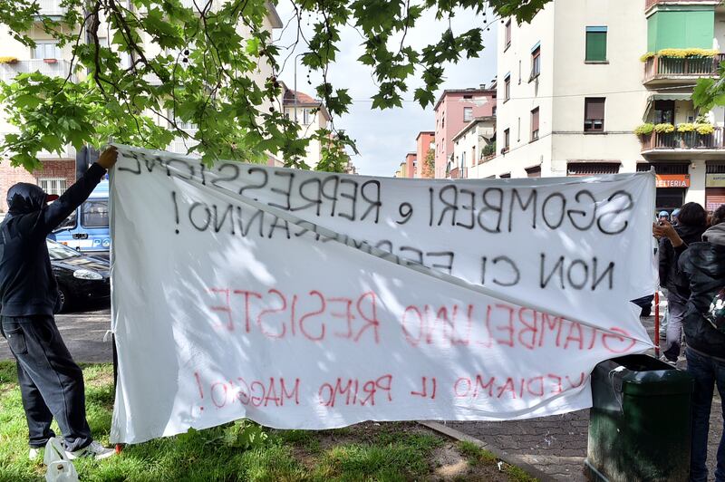 NoExpo, sgomberi al Giambellino 6