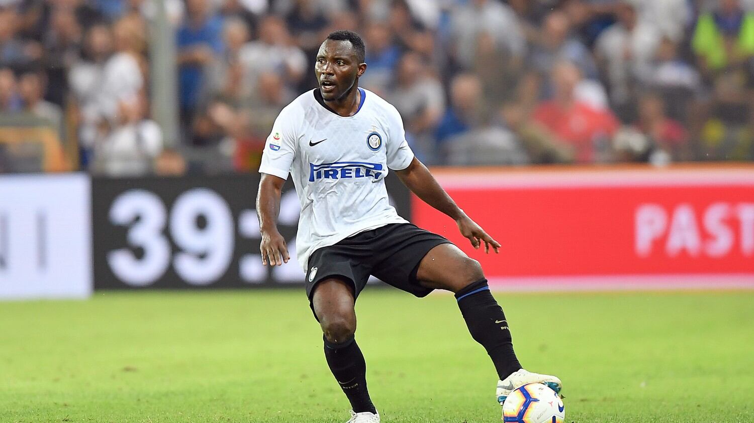 Inter, Asamoah punzecchia Chiesa: "Sempre per terra, non lo reggevo più"