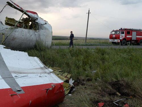 Volo MH17, colpito da proiettili è esploso in volo