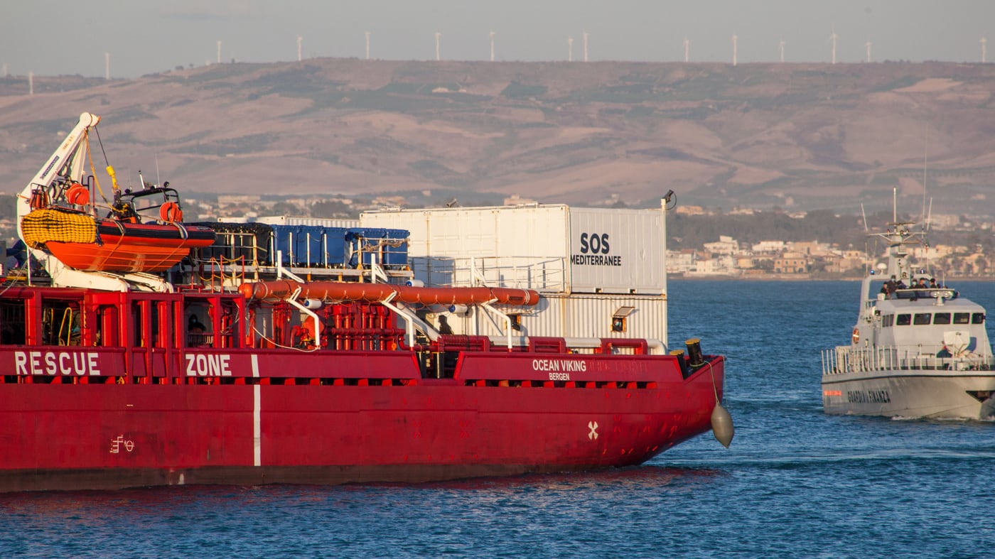 Positivi i migranti sbarcati: cosa sta succedendo con la Ocean Viking