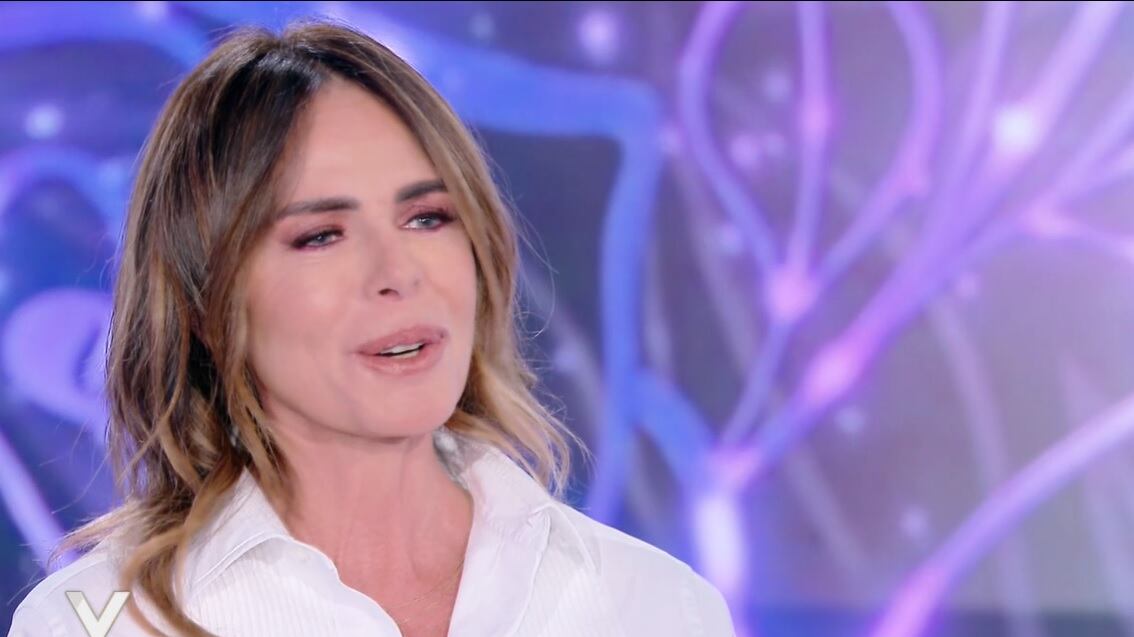"Il cancro? Era maligno, convivo con la paura". La confessione di Paola Perego a Verissimo