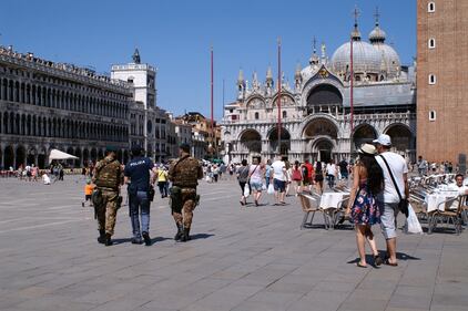 Esercito, 9 anni di "Strade Sicure": le foto 14