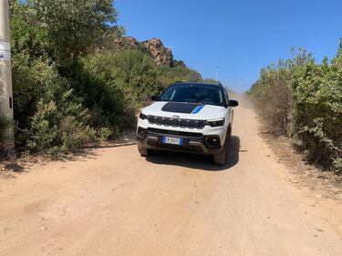 Avventura in Ogliastra a bordo di Jeep Compass 4XE 4