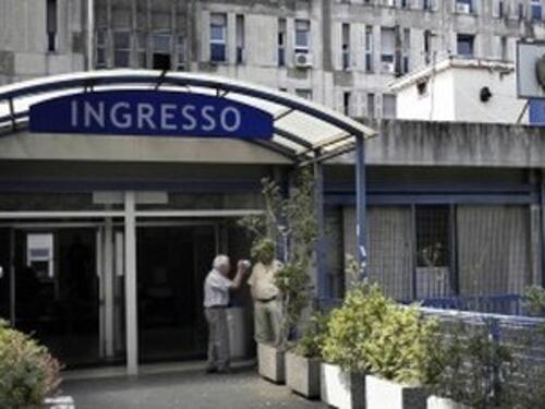 Napoli, quarta aggressione in 3 giorni ai danni di sanitari