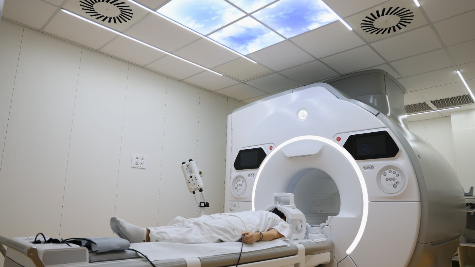I 40 anni della risonanza magnetica, L’Aquila celebra l’innovazione con Esaote