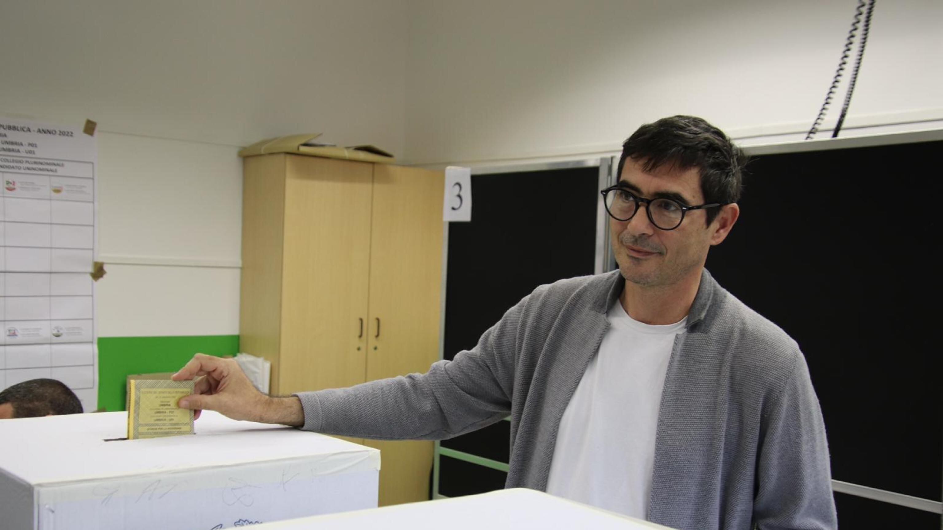 Sinistra e Verdi accusano il capo della coalizione. "Con il M5S non avremmo dato l'Italia alla destra"