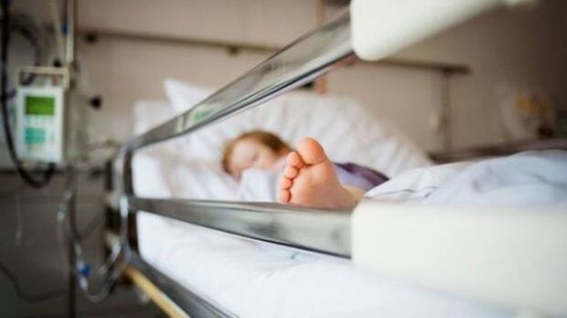 Caserta, morto bimbo di 3 anni precipitato dal quarto piano di un palazzo