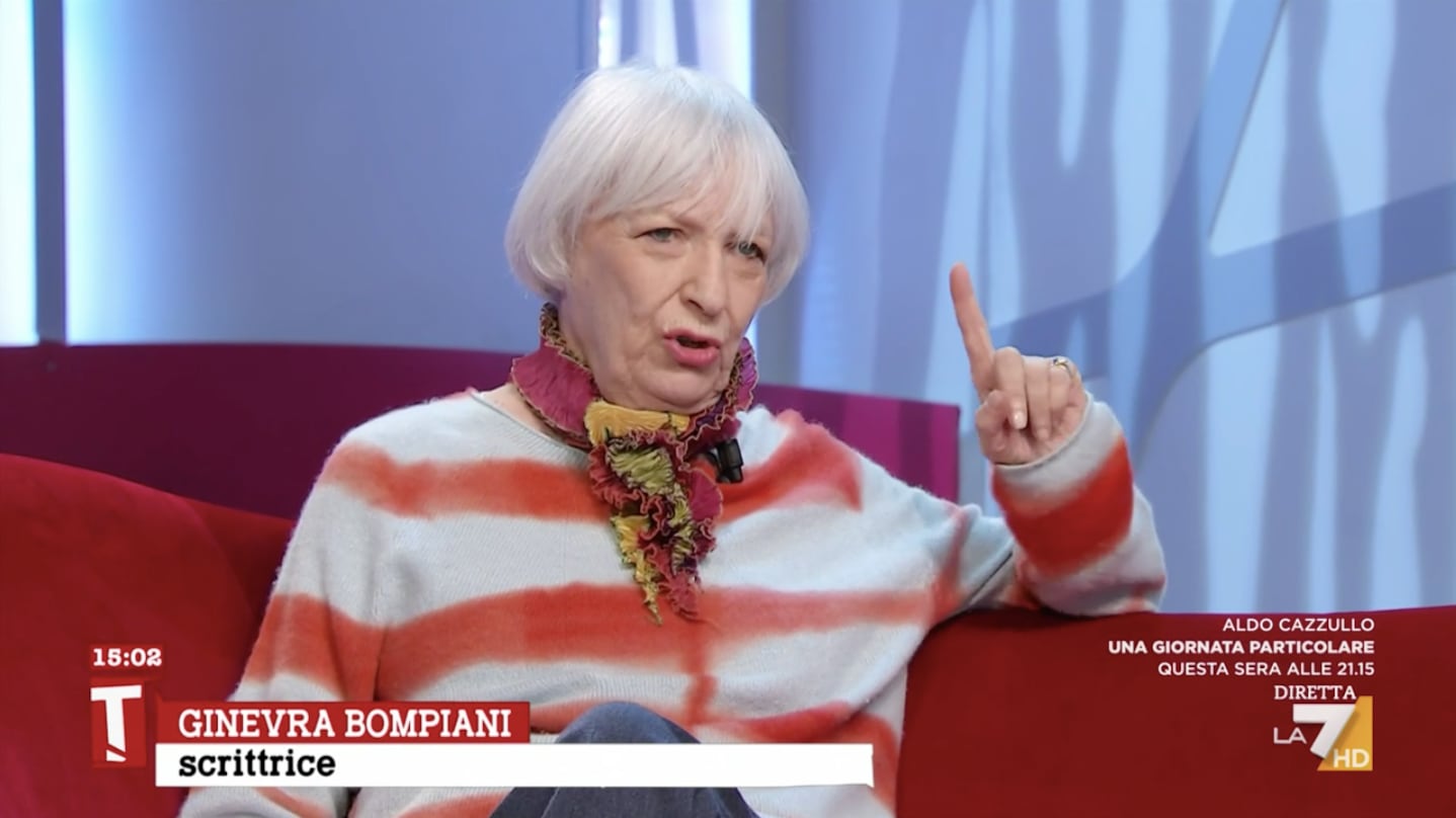 "Prove di dittatura". L'uscita choc di Bompiani contro il governo