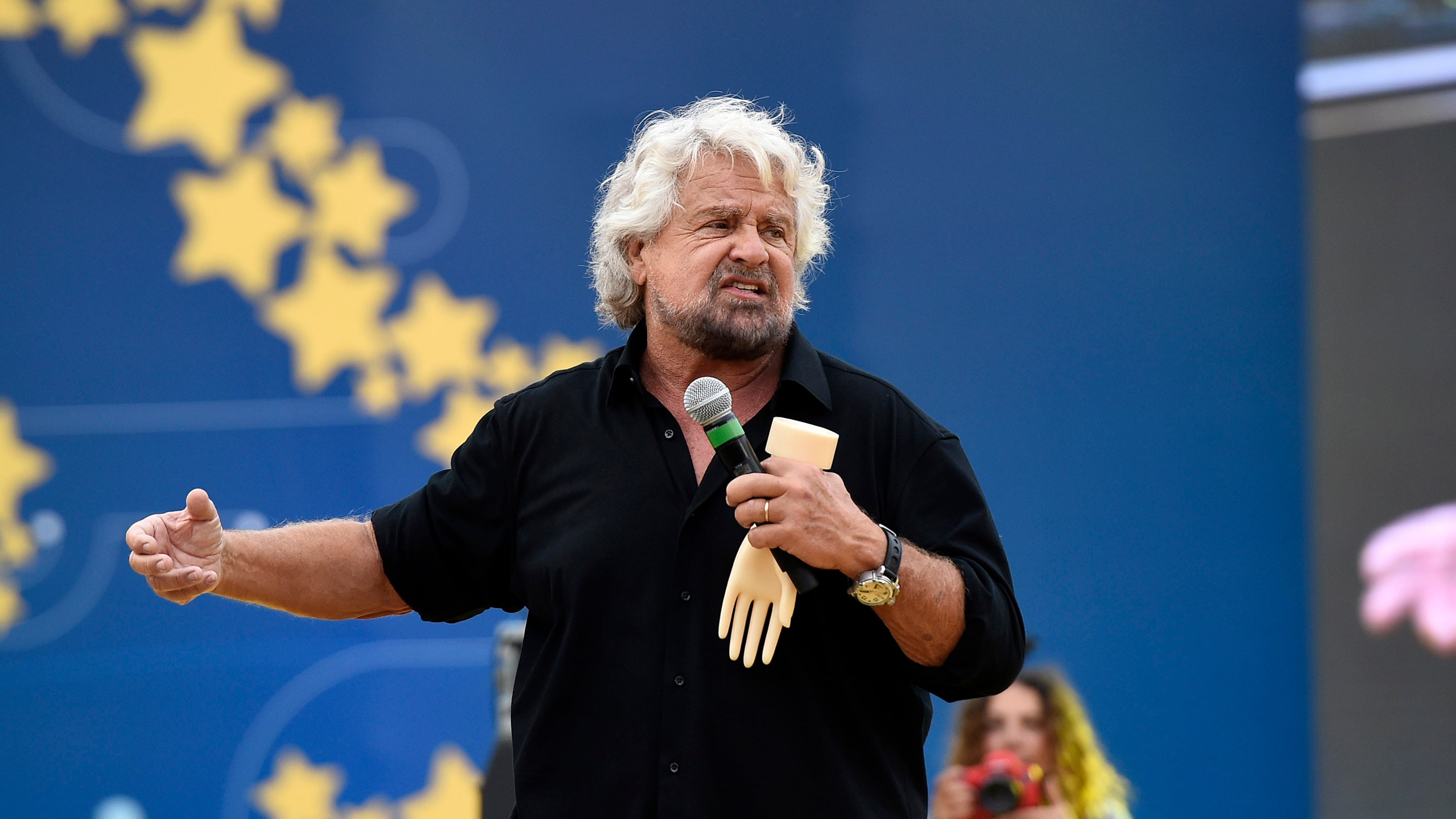 Grillo congela il M5S: ecco cosa succederà adesso