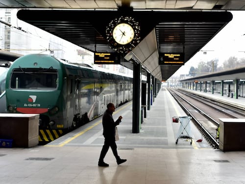 Sicilia, oltre 50 milioni di euro per eliminare i passaggi a livello