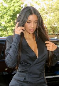 Kim Kardashian sexy, parla per le donne 5