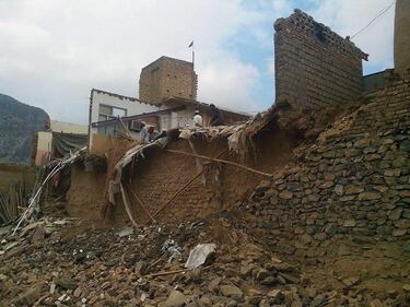 Un violento sisma scuote il Pakistan 9